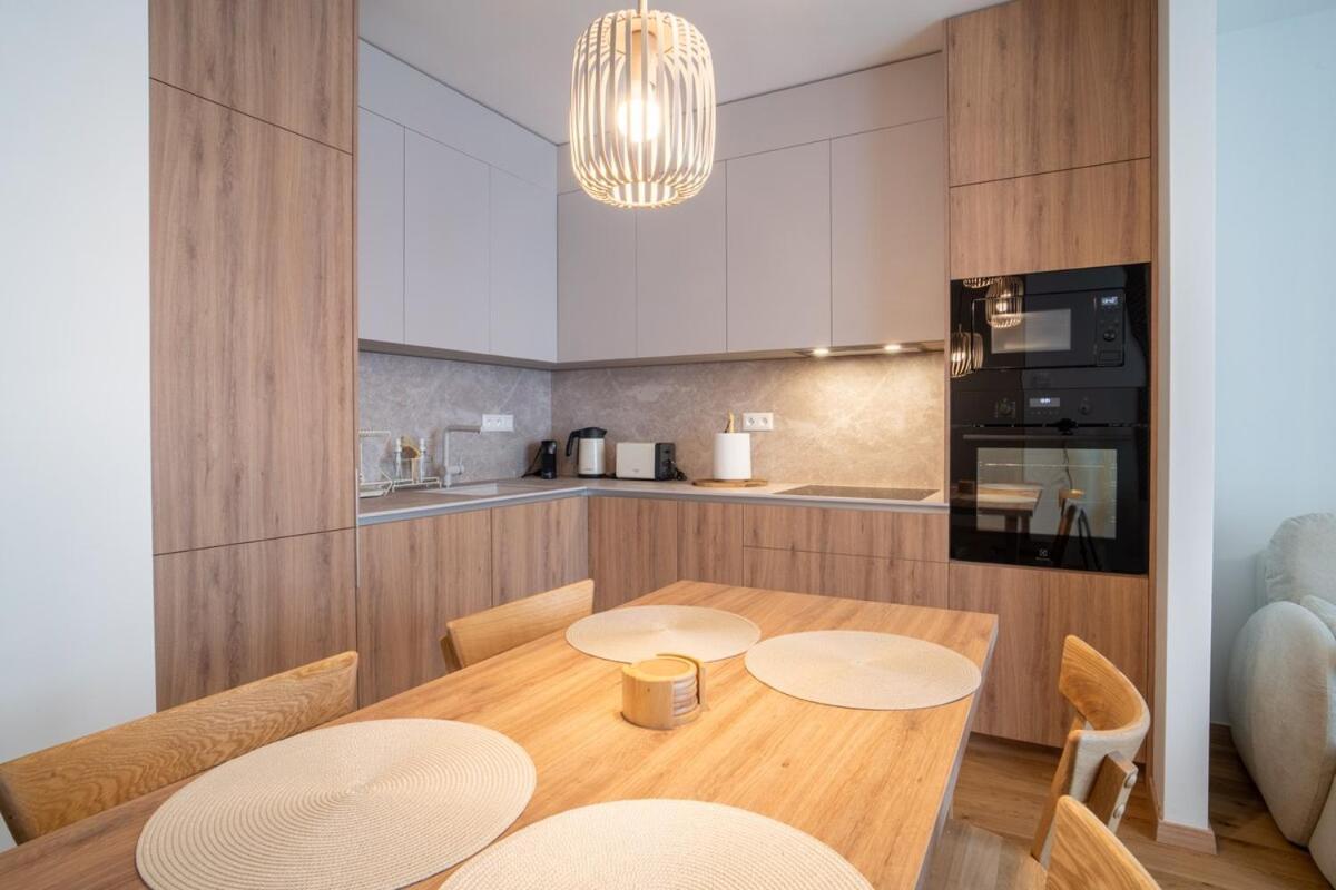 Elegant 2-bedroom Apartmán
