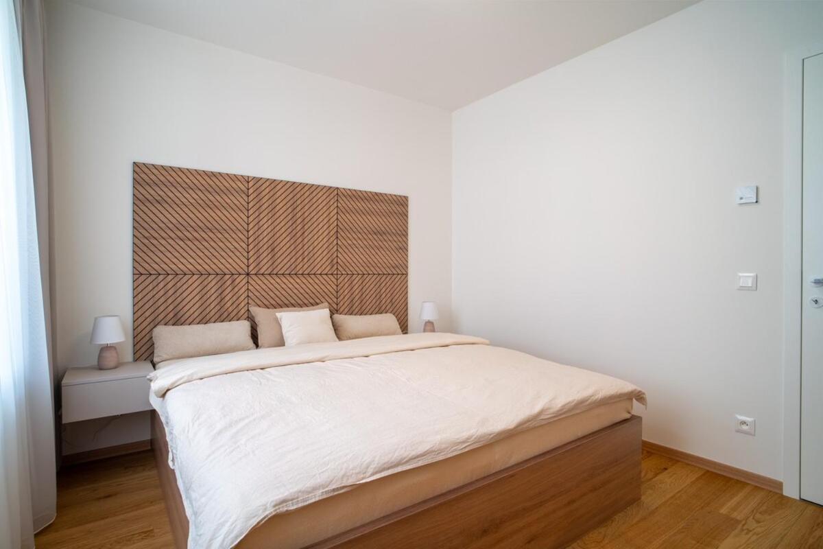 Elegant 2-bedroom Pressburg