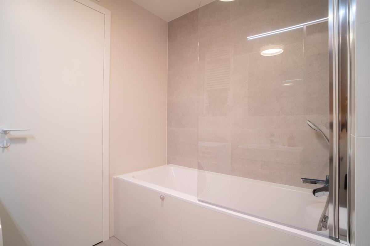 Elegant 2-bedroom Apartmán Bratislava