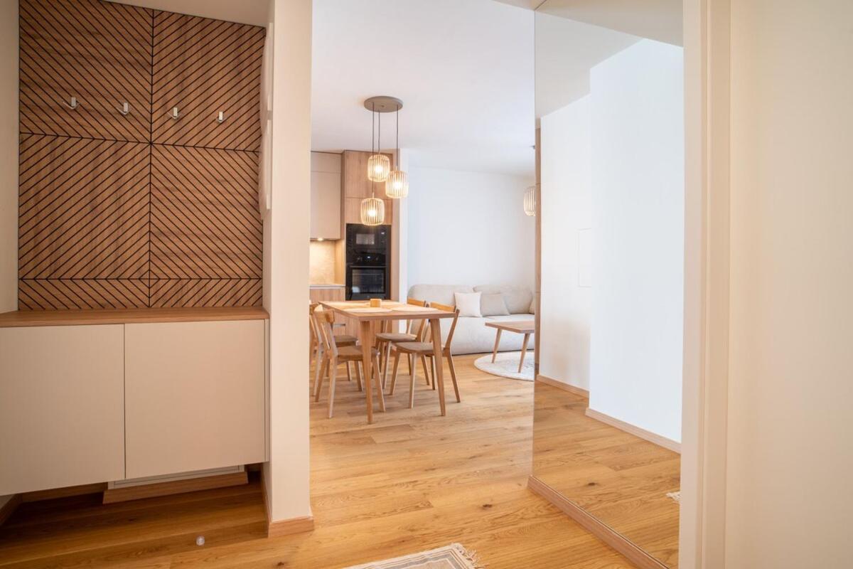 Elegant 2-bedroom *